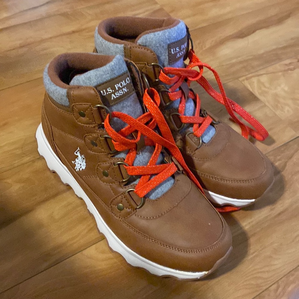 Size 7.5, used once